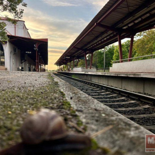 Trenurile Botoșani–Suceava suspendate din cauza datoriilor CFR Călători