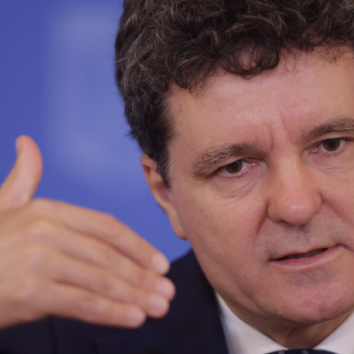 Președintele respinge ipoteza unei crize politice și reafirmă unitatea coaliției de guvernare