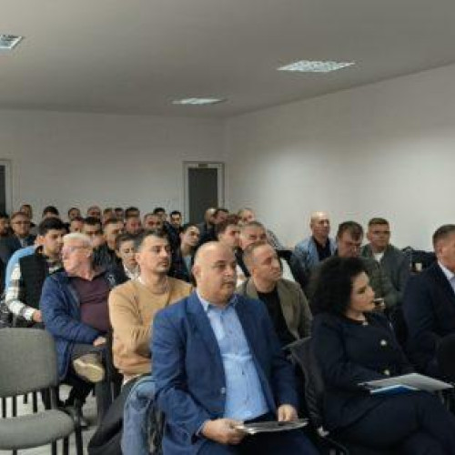 Service-urile auto cer autorităților să lupte împotriva muncii la negru și concurenței neloiale