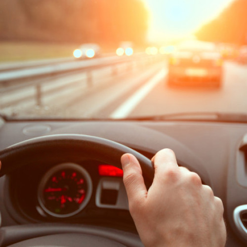 Parlamentul European adopta noi reguli pentru permisele de conducere