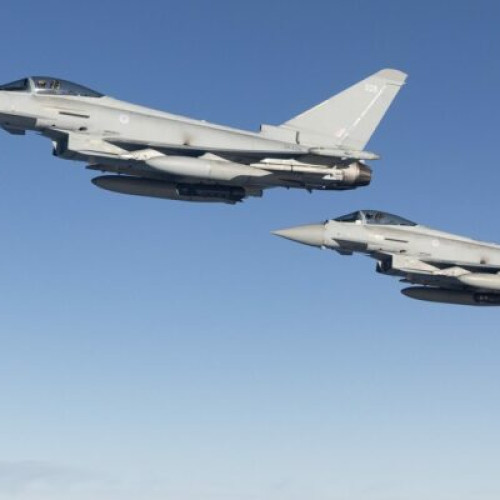 Festivitate militară în Brașov cu survol al Forțelor Aeriene Române