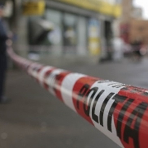 Jaf ca-n filme la Craiova: hoț mascat prins de poliție după furtul a peste 2000 de lei