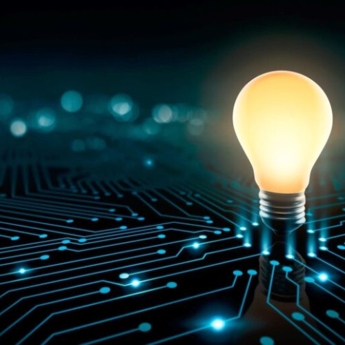 Prețurile la energie electrică în Iași scad, iar concurența între furnizori crește