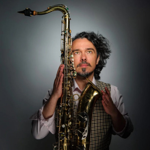 Cătălin Milea, saxofonist român, promite un nou ghid pentru muzicieni în 2026