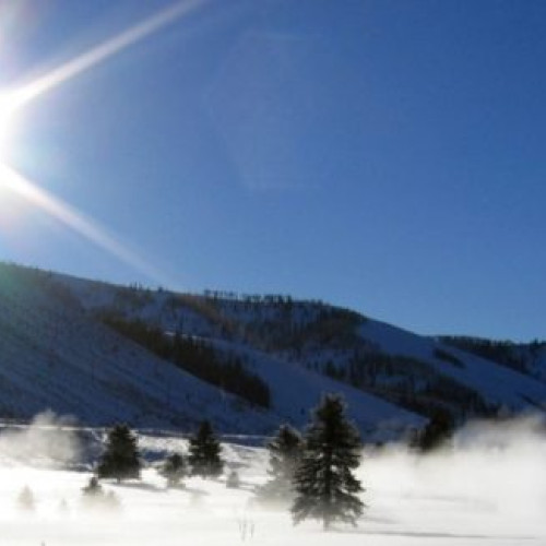 România surprinde cu o creștere rapidă a temperaturilor și valuri de căldură record