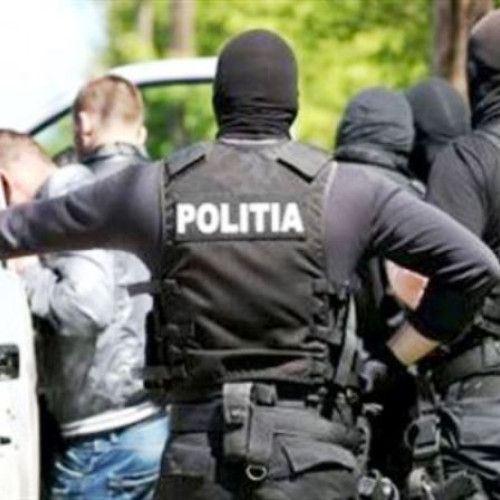 Tânăr reținut în Vrancea pentru trafic de persoane și exploatare sexuală