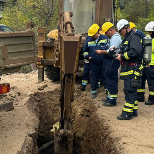 Evacuare în Băile Olănești după spargerea unei conducte de gaze naturale