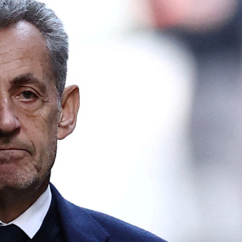 Nicolas Sarkozy amenințat cu moartea în închisoarea La Sante din Paris