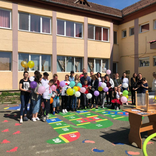Consiliul Județean Sibiu prelungește activitatea centrului pentru copii cu autism din Mediaș