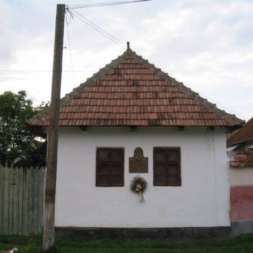 Monument în Aita Mare dedicat celor care s-au autoincendiat împotriva comunismului