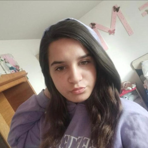 Minoră de 14 ani din Suraia, dată dispărută după ce a părăsit școala