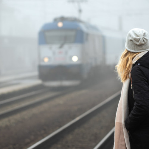 România trece la ora Europei Orientale în transportul feroviar din 26 octombrie 2025