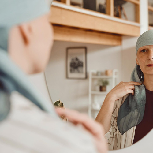 Mituri și adevăruri despre cancerul mamar explicate de Laura Ivăncioiu