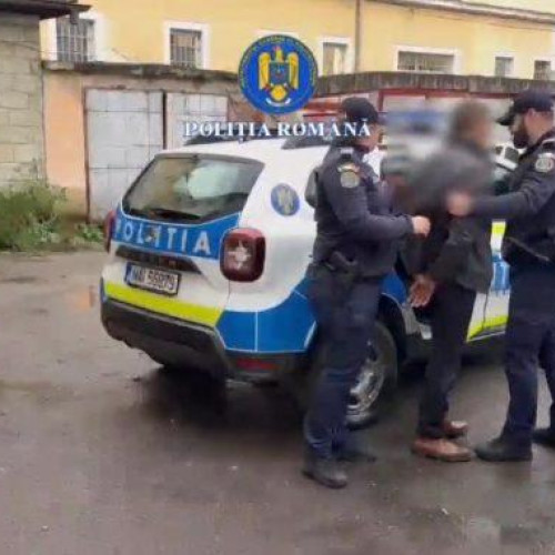 Bărbat din Dobârceni prins în timp ce încerca să fugă după ce și-a bătut tatăl