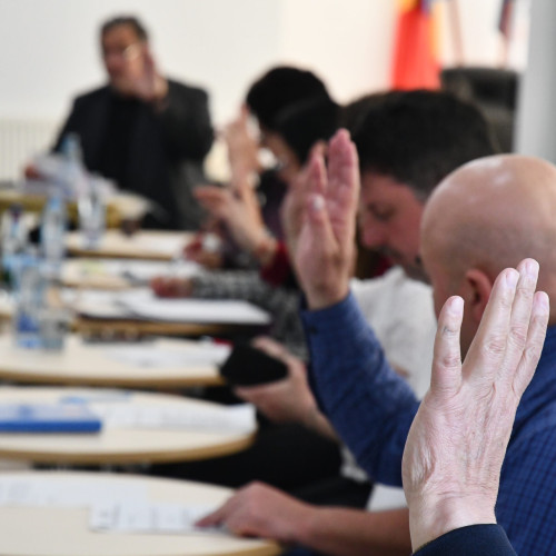 Consiliul Local Fetești se întâlnește miercuri pentru zece proiecte de hotărâre