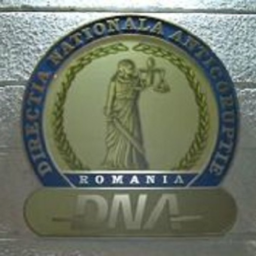 Avocat din Olt reținut pentru trafic de influență în dosar privind angajări la Ambulanță