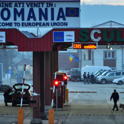 Nicuşor Dan: timpii de aşteptare la vămile cu Republica Moldova s-au redus la jumătate