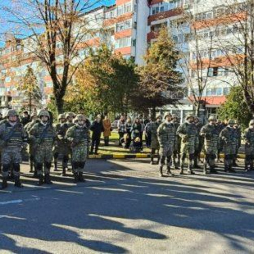 Ziua Armatei Române, sărbătorită la Botoșani prin ceremonii și defilare