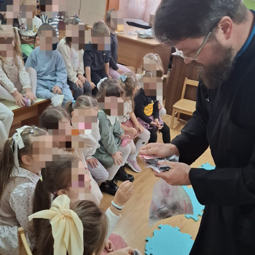 Grădinița nr. 6 din Botoșani celebrează ziua generozității cu activități pentru copii