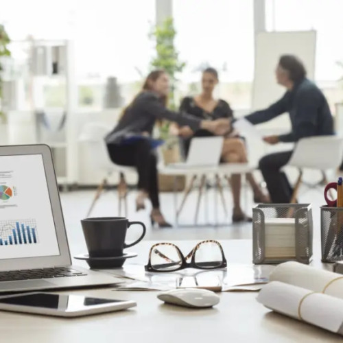 Românii recâștigă încrederea în economie, Iașul înregistrează un val de afaceri noi