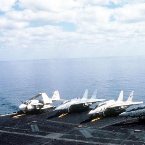 Un elicopter și un avion de luptă americane s-au prăbușit în Marea Chinei de Sud fără victime