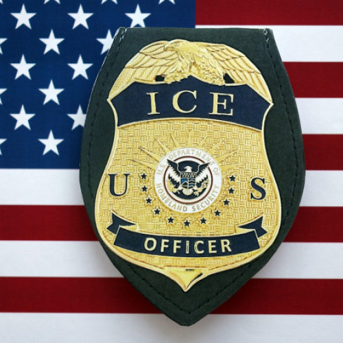 Jurnalist britanic reținut la San Francisco, acuzații de represalii pentru criticile aduse Israelului