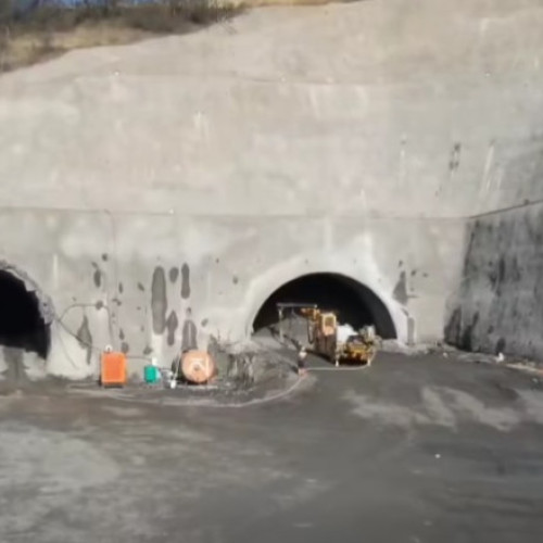 Au început lucrările de dinamitare pentru tunelul Robești de pe A1 Sibiu-Pitești