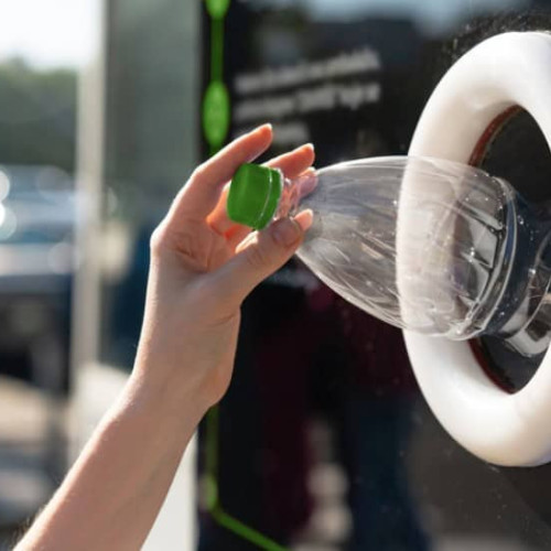 Sistemul de garanție-returnare se extinde la ambalaje reutilizabile din 2027