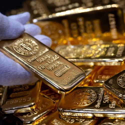 Prețul aurului scade sub 4.000 de dolari pe uncie din cauza detensionării SUA-China