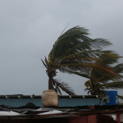 Uraganul Melissa de categoria 5, alimentat de apele calde ale Caraibelor, amenință cu ploi și vânturi violente