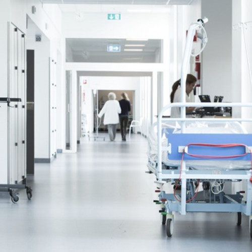 Directoarea medicală a unui spital găsită moartă în camera de gardă