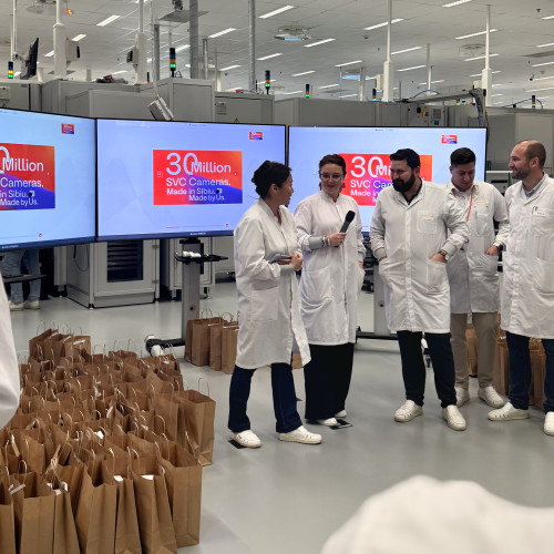 AUMOVIO Sibiu sărbătorește producția a 30 de milioane de camere cu vedere panoramică