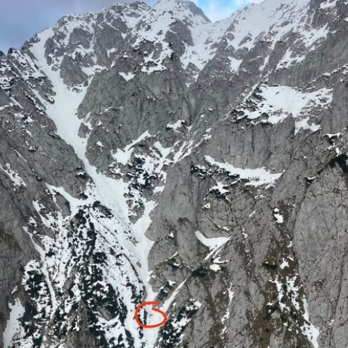 Un turist și-a pierdut viața pe Creasta Pietrei Craiului în urma unei alunecări