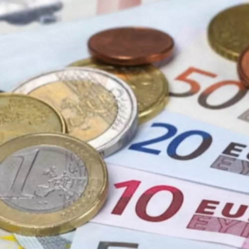 Leul se întărește față de euro, iar indicii ROBOR scad la minime recente