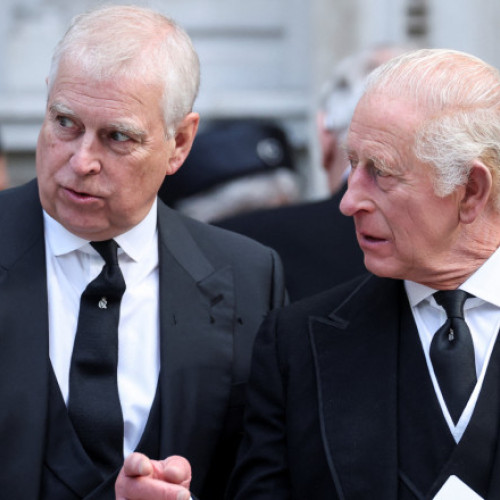 Prințul Andrew pierde toate titlurile regale și trebuie să părăsească Royal Lodge