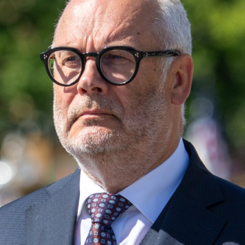 Președintele Estoniei: agresiunea Rusiei este un nou tip de război pentru Europa