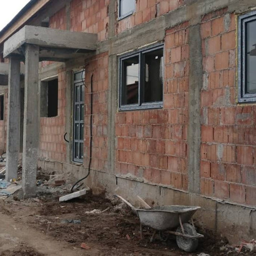 Autorizațiile de construire pentru clădiri rezidențiale au crescut în primele nouă luni din 2025