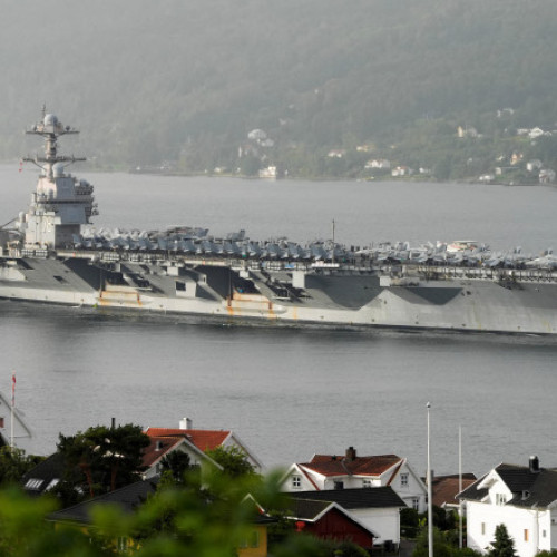 Statele Unite își intensifică prezența militară în Caraibe, crescând tensiunile cu Venezuela