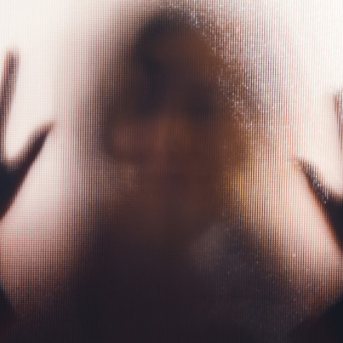 Parlamentarii propun prima lege din România care incriminează femicidul