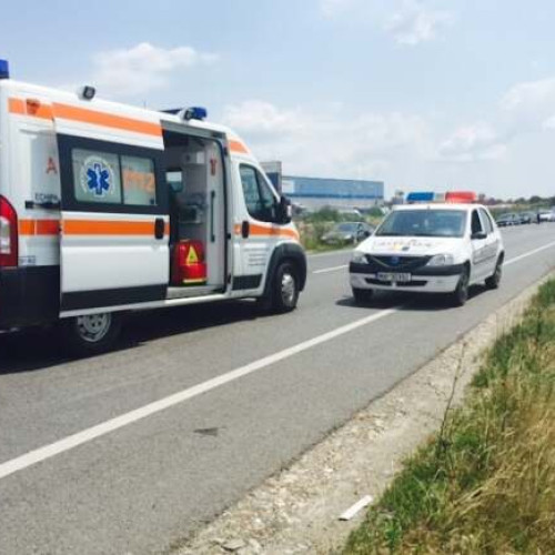 Două persoane rănite după un accident pe strada Narciselor din Gottlob