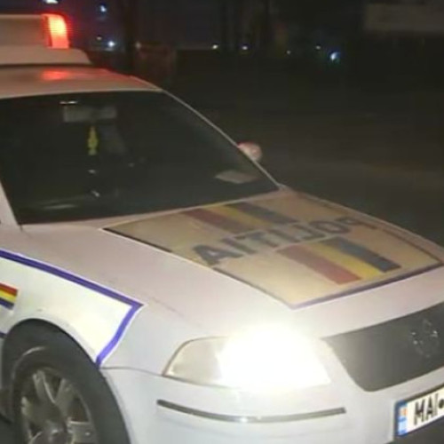 Trafic blocat pe DN7 Valea Oltului din cauza unui camion cu semințe vărsate