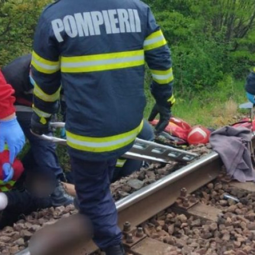 Un bărbat a murit după ce a fost lovit de un tren între Leordeni și Pătroaia