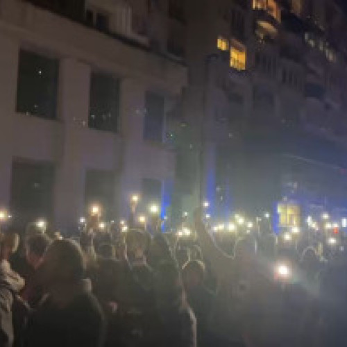 Fostă membră SOS reținută pentru agresarea și furtul telefoanelor unor vecini