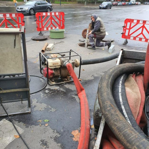 Fără apă caldă și căldură la sute de imobile și Spitalul Universitar în Sector 5