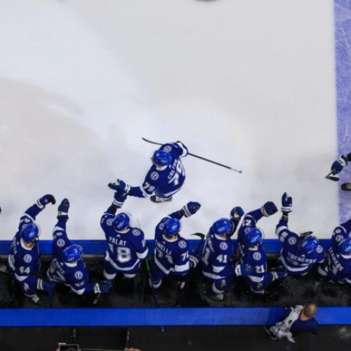 Tampa Bay Lightning a câștigat cu 4-2 în deplasare, împotriva echipei Utah Mammoth
