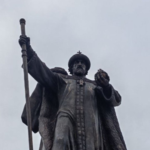 Vologda ridică o statuie de nouă metri a țarului Ivan cel Groaznic