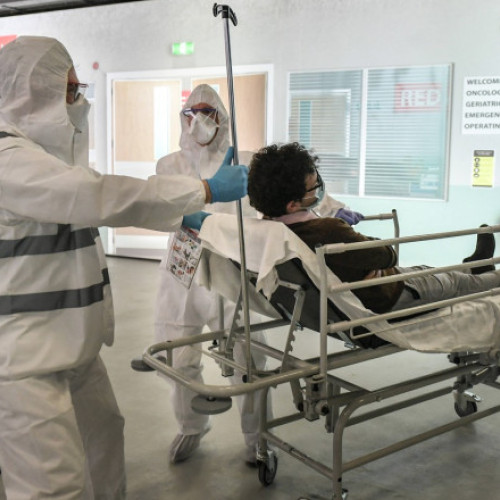 OMS avertizează asupra unei crize globale în finanțarea sănătății din cauza reducerii ajutoarelor internaționale