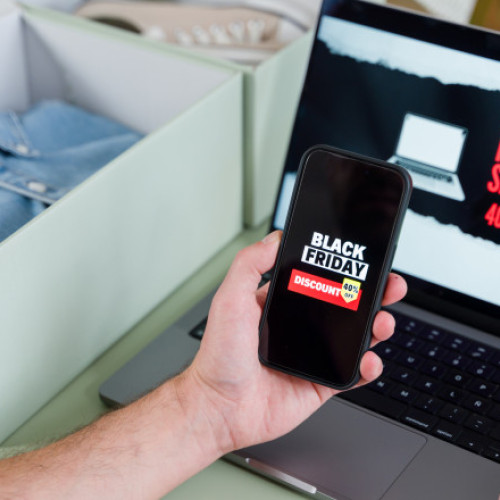 Atacuri cibernetice în sezonul Black Friday: atenție la site-urile false