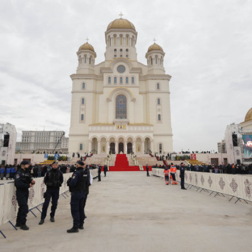 Catedrala Națională din București, cea mai mare biserică ortodoxă, simbolizează puterea spirituală a României