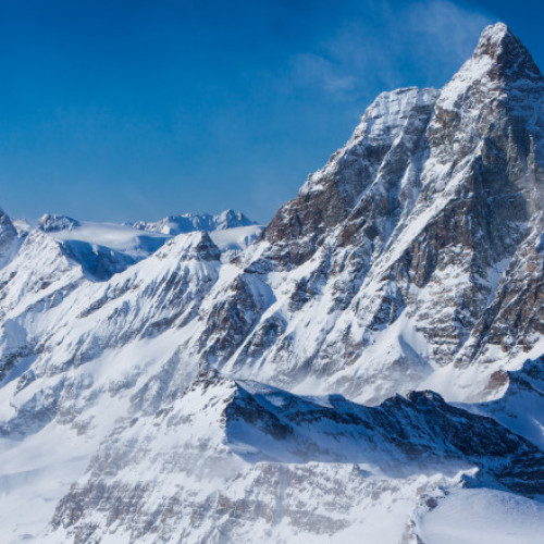 Șapte alpiniști morți în avalanșă în Himalaya, în nord-estul Nepalului